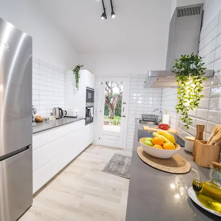 Seafront Modern - Sunset Views - Monthly Bookings * Cala 'n Bosch