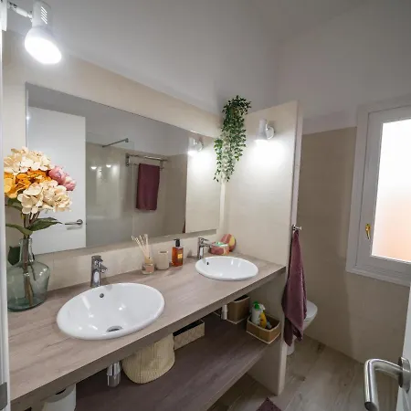 Seafront Modern - Sunset Views - Monthly Bookings