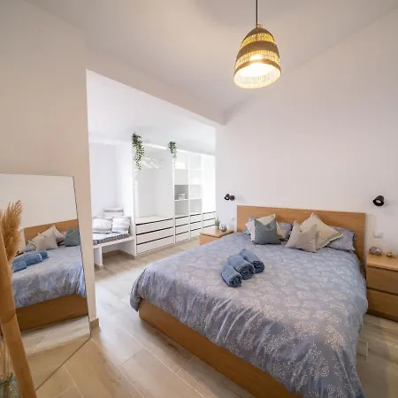 Seafront Modern - Sunset Views - Monthly Bookings Cala 'n Bosch