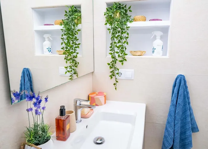 Seafront Modern - Sunset Views - Monthly Bookings * Калан-Бош