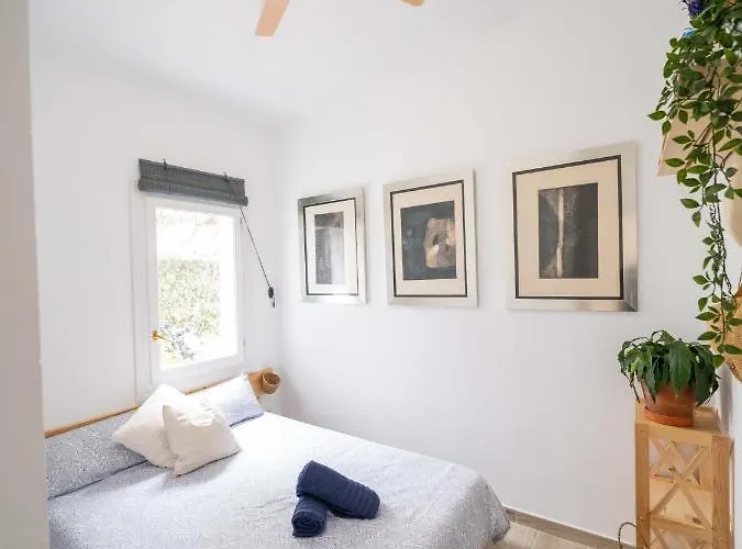 Seafront Modern - Sunset Views - Monthly Bookings *