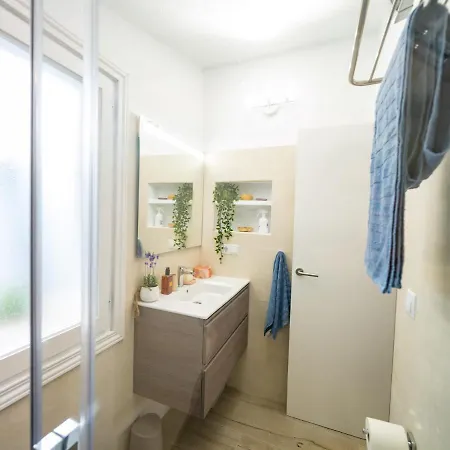 Seafront Modern - Sunset Views - Monthly Bookings *