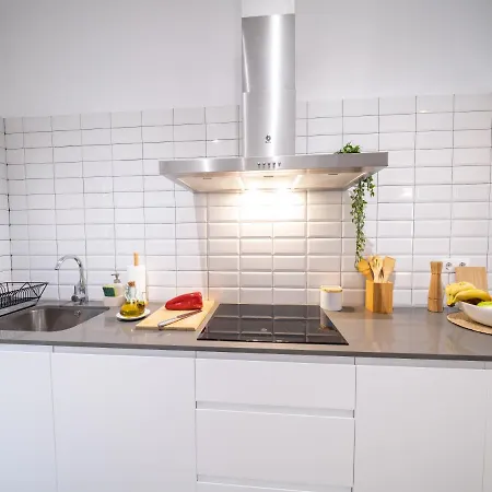 Vila Seafront Modern - Sunset Views - Monthly Bookings