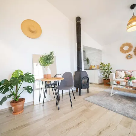 Seafront Modern - Sunset Views - Monthly Bookings *